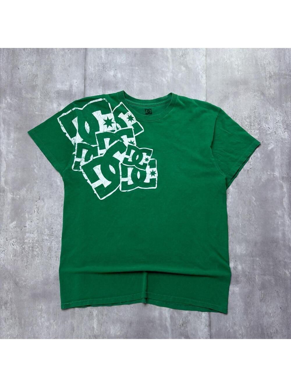 Y2K Green DC Shoes Grunge Gothic Skater T-Shirt